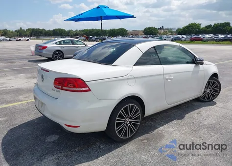 2014 Volkswagen Eos Sport z USA, uszkodzony, nr VIN WVWBW8AH5EV005120
